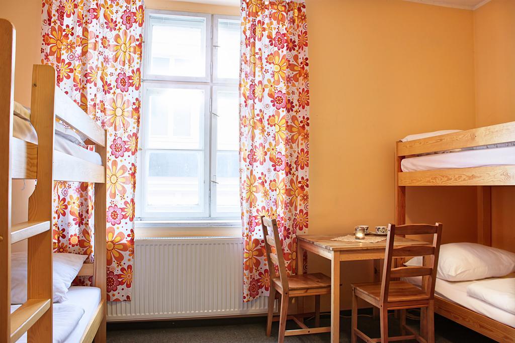 Frolic Goats Hostel Poznań Exterior foto